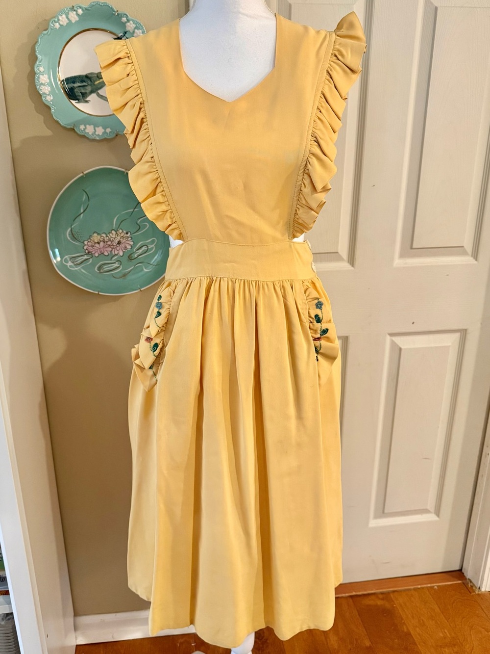 Yellow German Dress Vintage XS